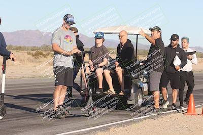 media/Oct-30-2025-Racers Edge (Thu) [[dabbdaf680]]/1-Around the Pits- Track Walk/